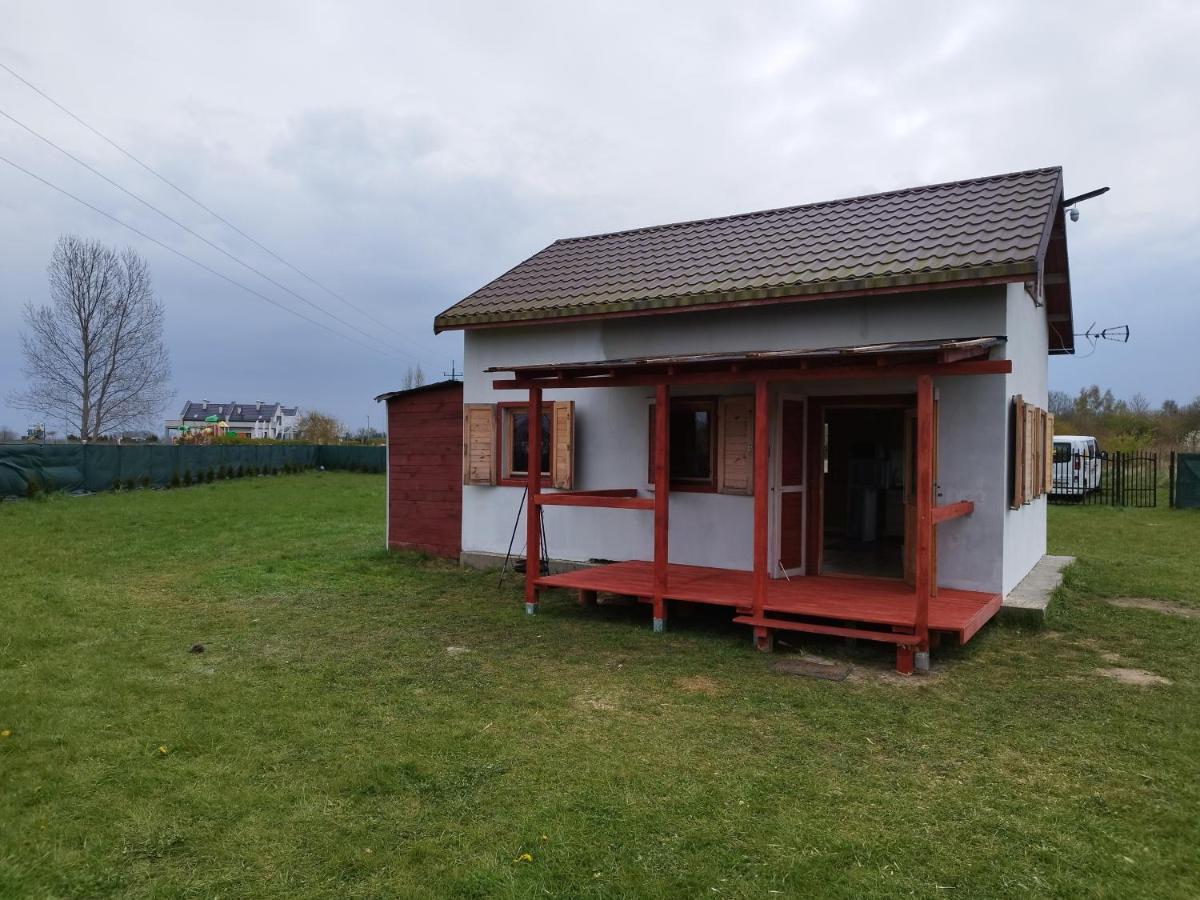 Domek Caloroczny Zastan Exterior photo